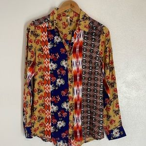 Raga Long Sleeve Blouse Top Button‎ Up Notched Collar Print NWOT Small